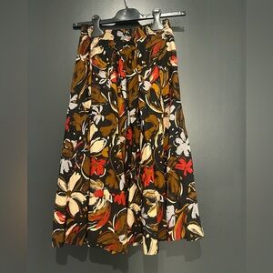 Vintage Midi Skirt Fall Floral Design black brown red size small pockets